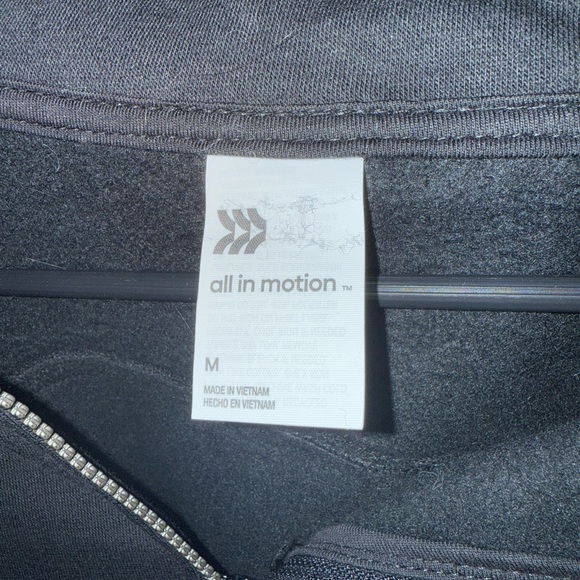 All in Motion Half-Zip Pullover NWOT - Picture 2 of 3